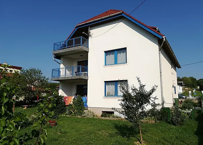 Robert Apartmant