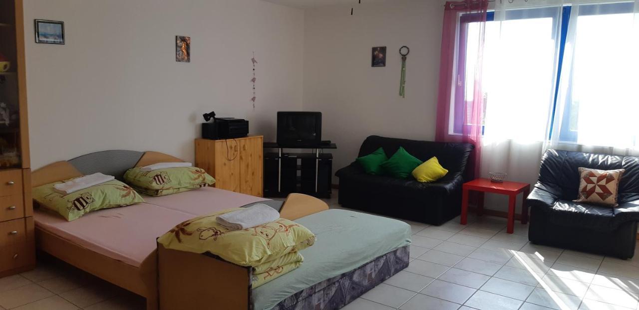 Robert Apartmant * Balatonalmádi