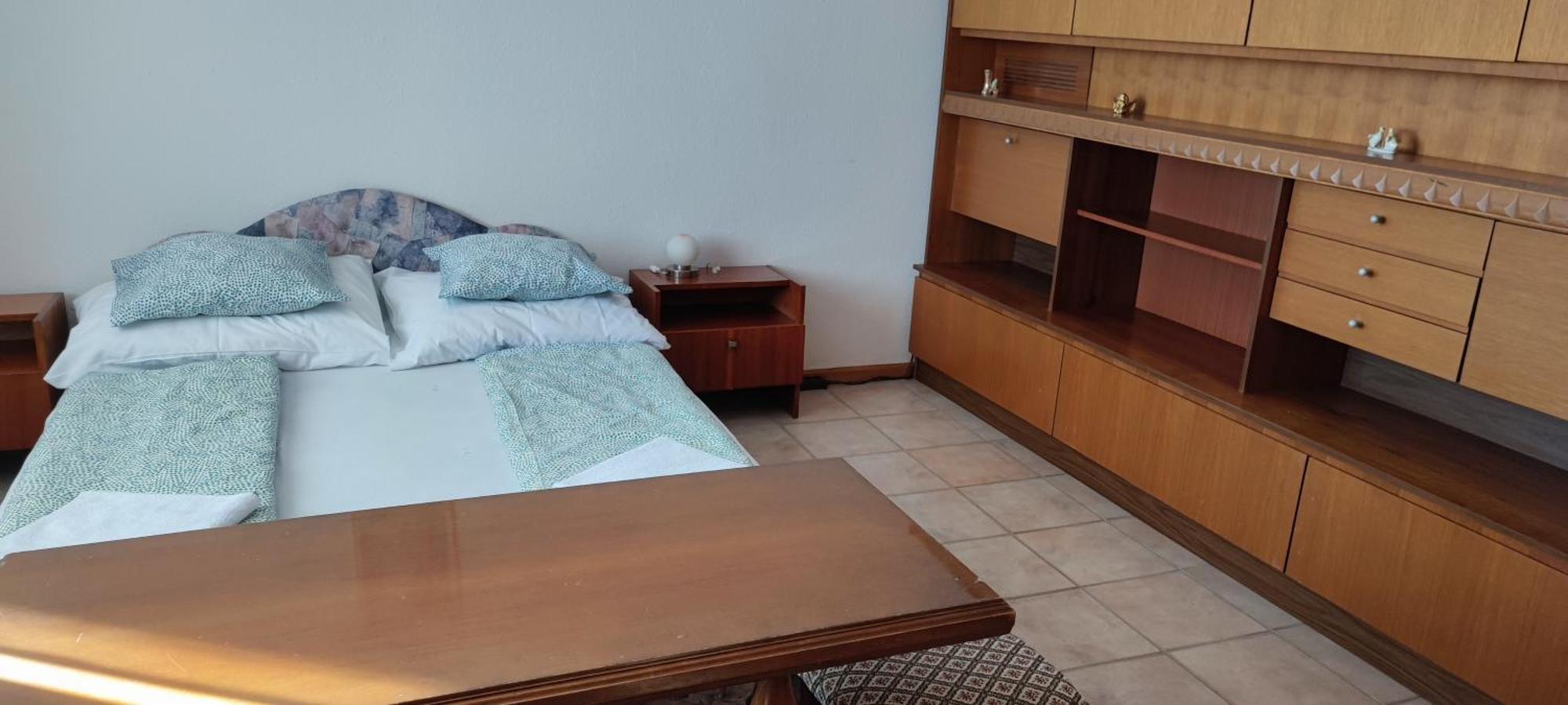 Robert Apartmant * Balatonalmádi